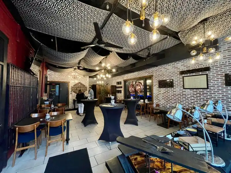 Brunch, Lunch, and When To Go