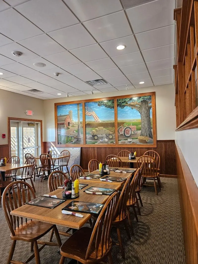 Homestyle Atmosphere at Busy Corner