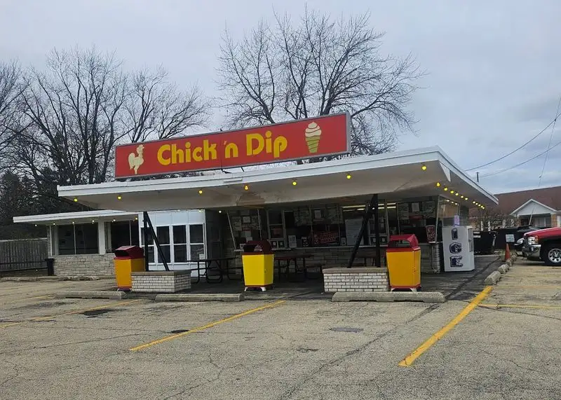 A Brief History: From Roadside Stop to Chicken Destination