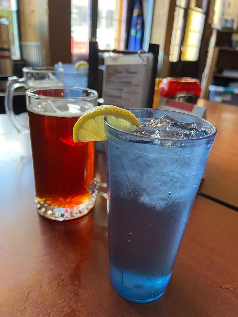 Pairing the ride with dinner and drinks