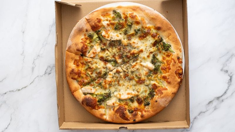 Santarpio&rsquo;s Pizza &mdash; Boston, MA