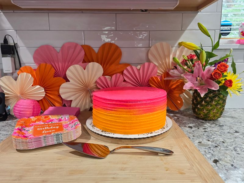 Custom Cakes With Heart