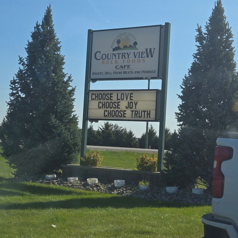 Know Before You Go: Hours, Location, Vibe