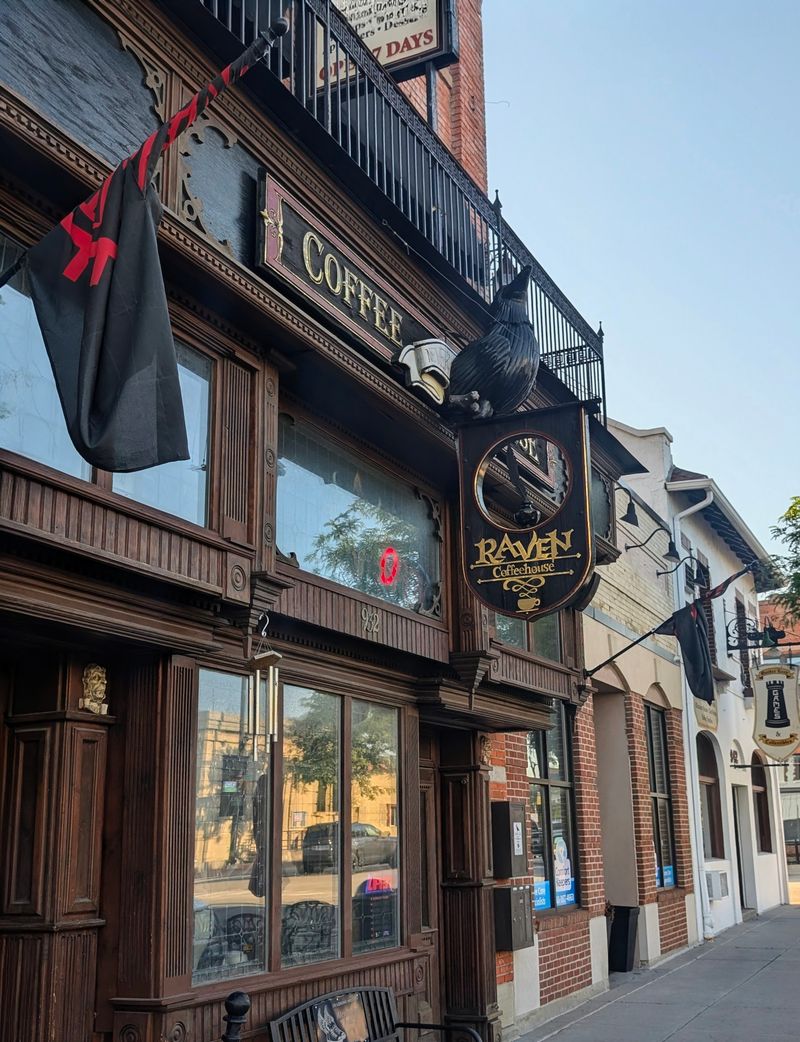 Practical Notes: Hours, Pricing, and Friendly Service