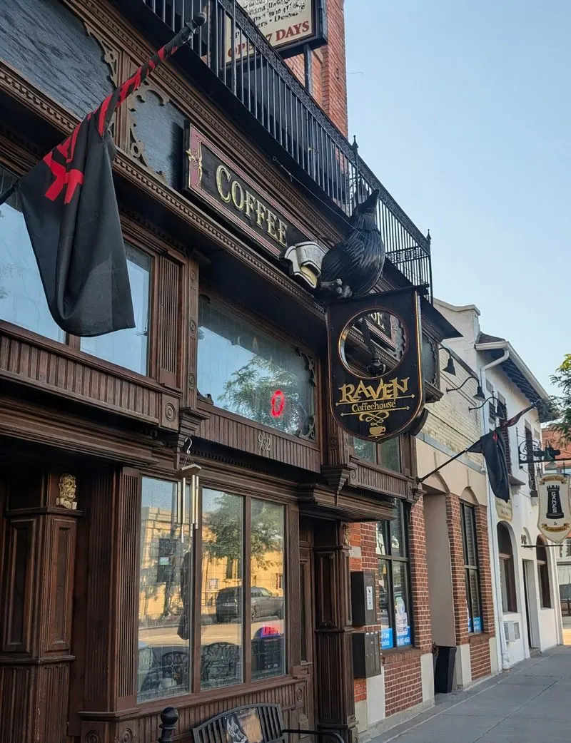 Practical Notes: Hours, Pricing, and Friendly Service