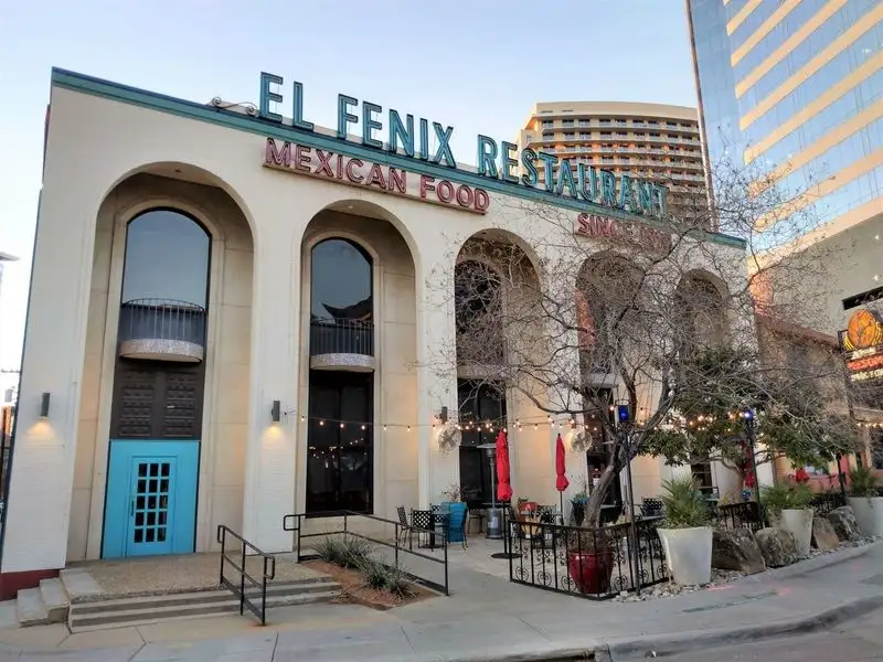 El Fenix &mdash; Dallas