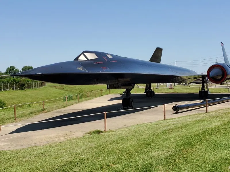 Rare Birds: SR-71 and Avro Vulcan