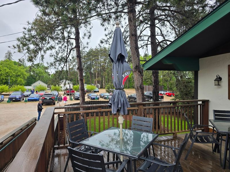 The Outdoor Deck and Pine Forest Dining Experience