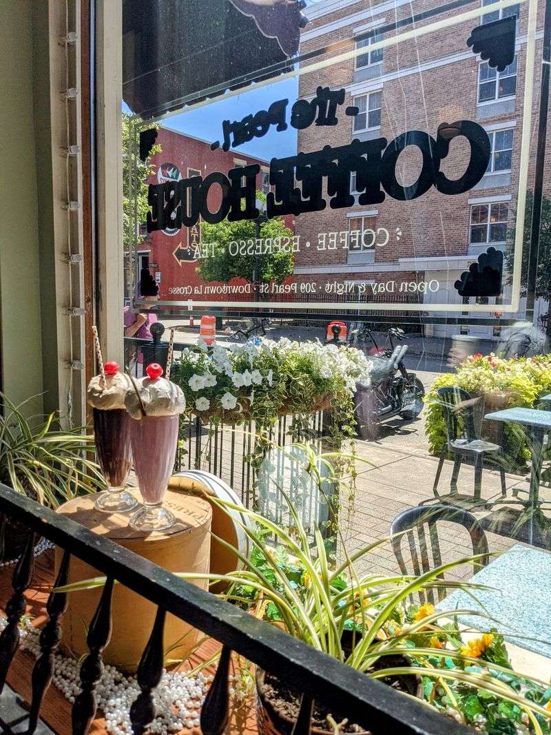 The Pearl Ice Cream Parlor - La Crosse