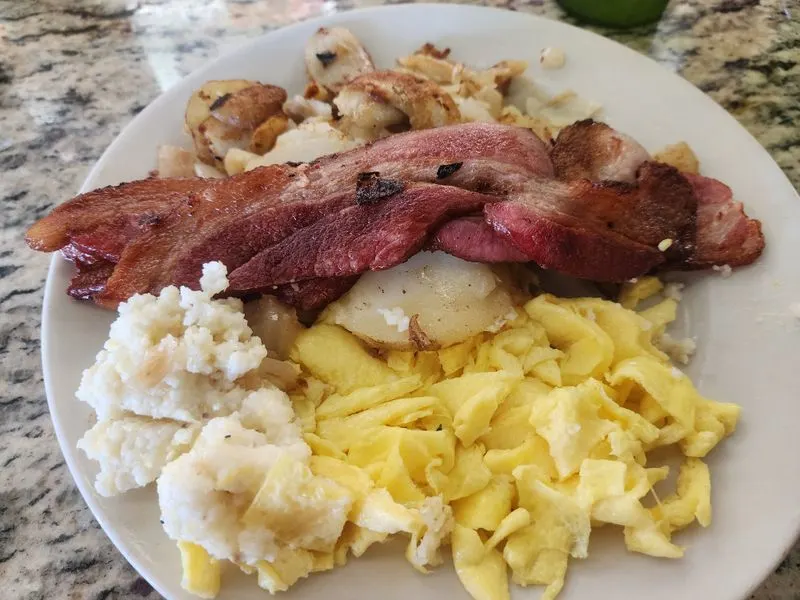 Local Tradition: The Daddypops Duo