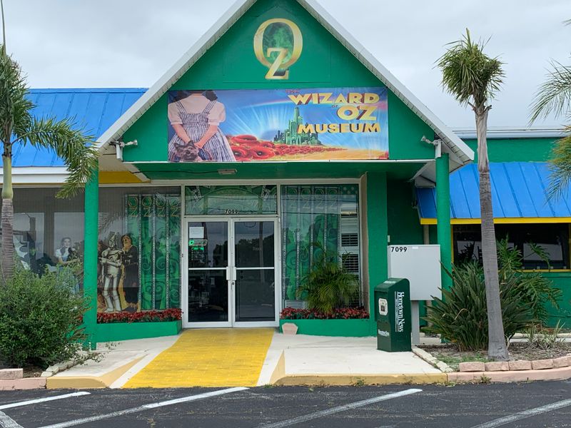 Plan Your Visit: Location, Parking, and Nearby Fun