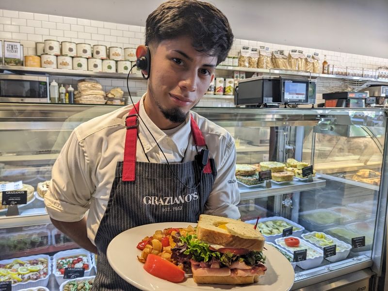 Exceptional Service That Keeps Customers Coming Back