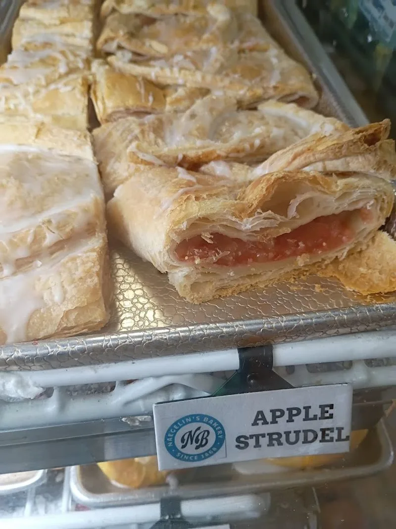 Signature Apple Strudel