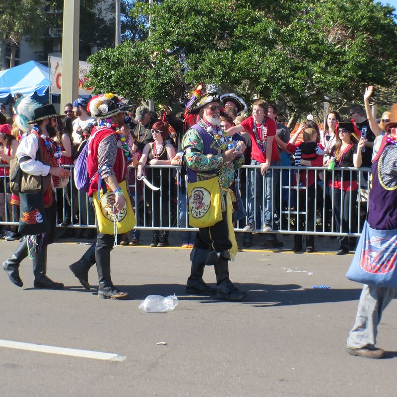 The Parade of the Pirates: Routes, Timing, and Viewing Strategy