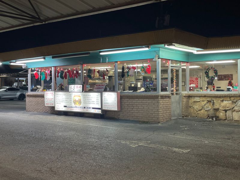 Cash Only Charm and Fast Service