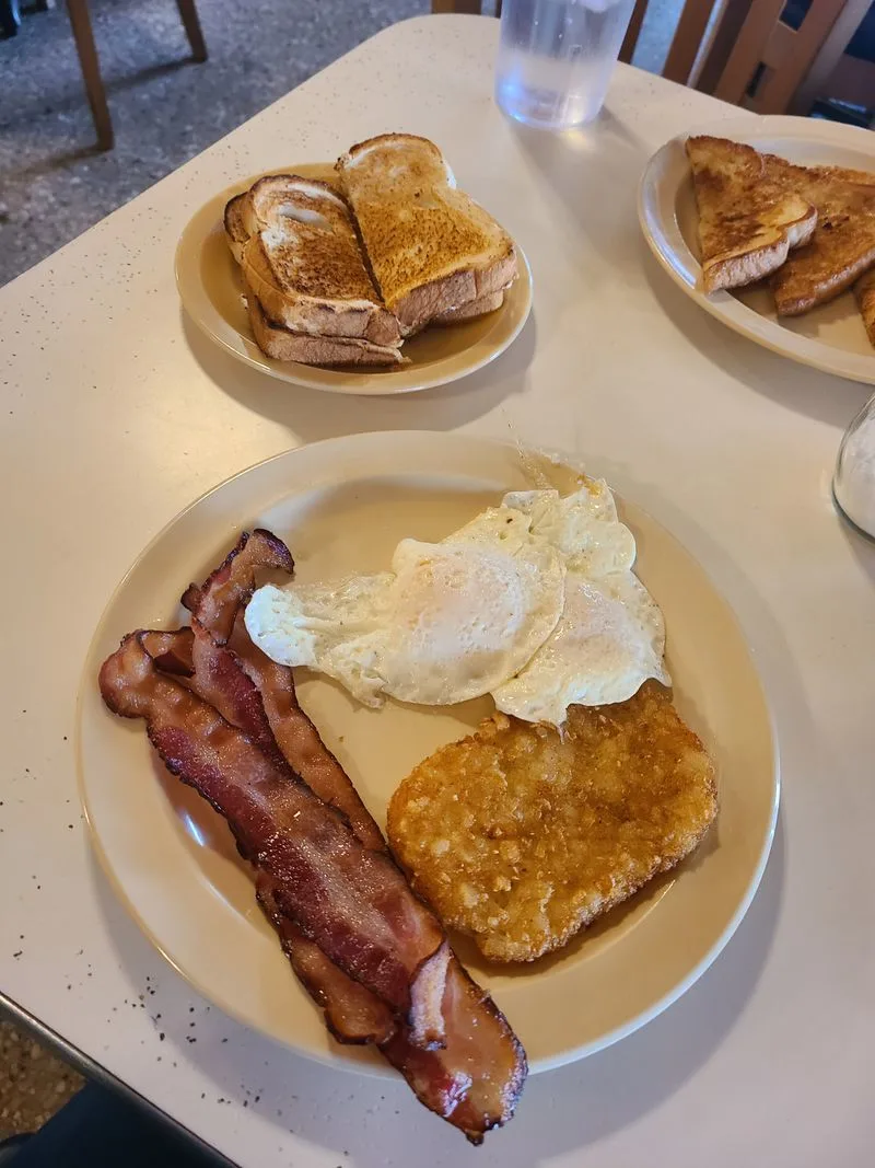 Breakfast That Built the Regulars