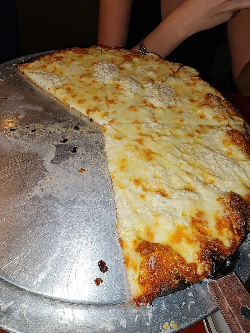 The Cosmo Moon White Pizza