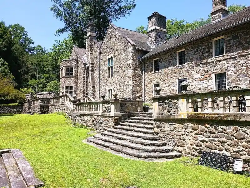 The Historic Hunting Hill Mansion