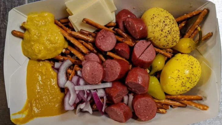 The Polish Sausage At This Historic California Bar Has Been A Local Favorite Since 1924