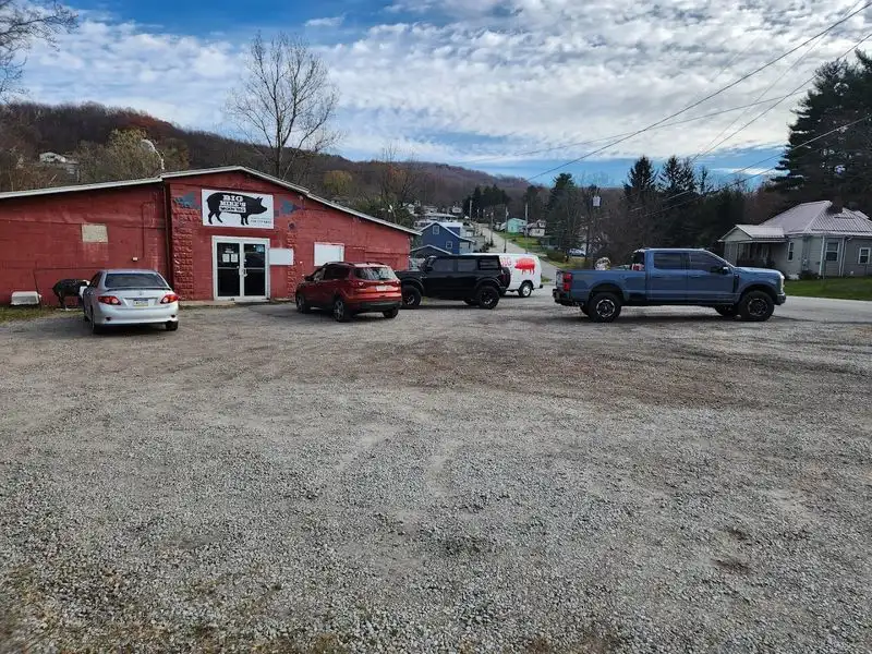 A Hole-in-the-Wall Worth Finding