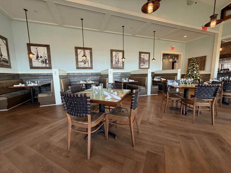 Chic and Stylish Ambiance