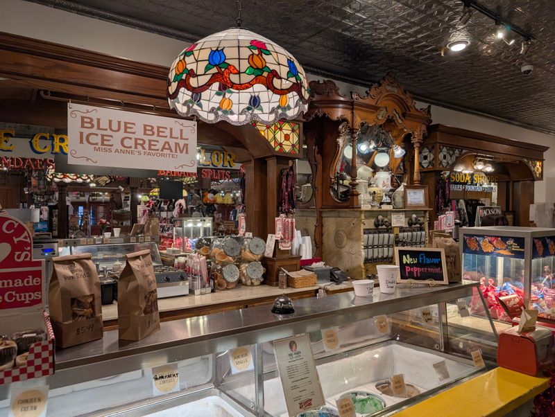 Retro Ice Cream Parlor Treats