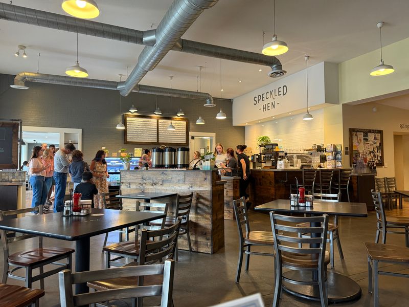 Speckled Hen &mdash; Strasburg, PA