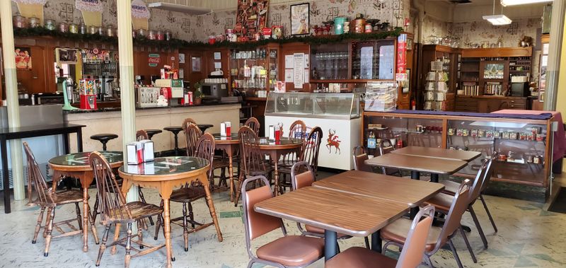 Eckels Ice Cream Fountain &mdash; Mechanicsburg, PA