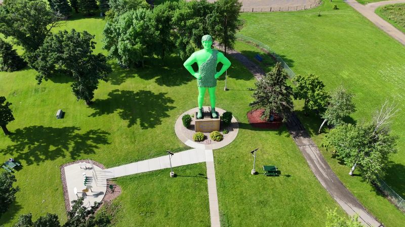 Jolly Green Giant Statue