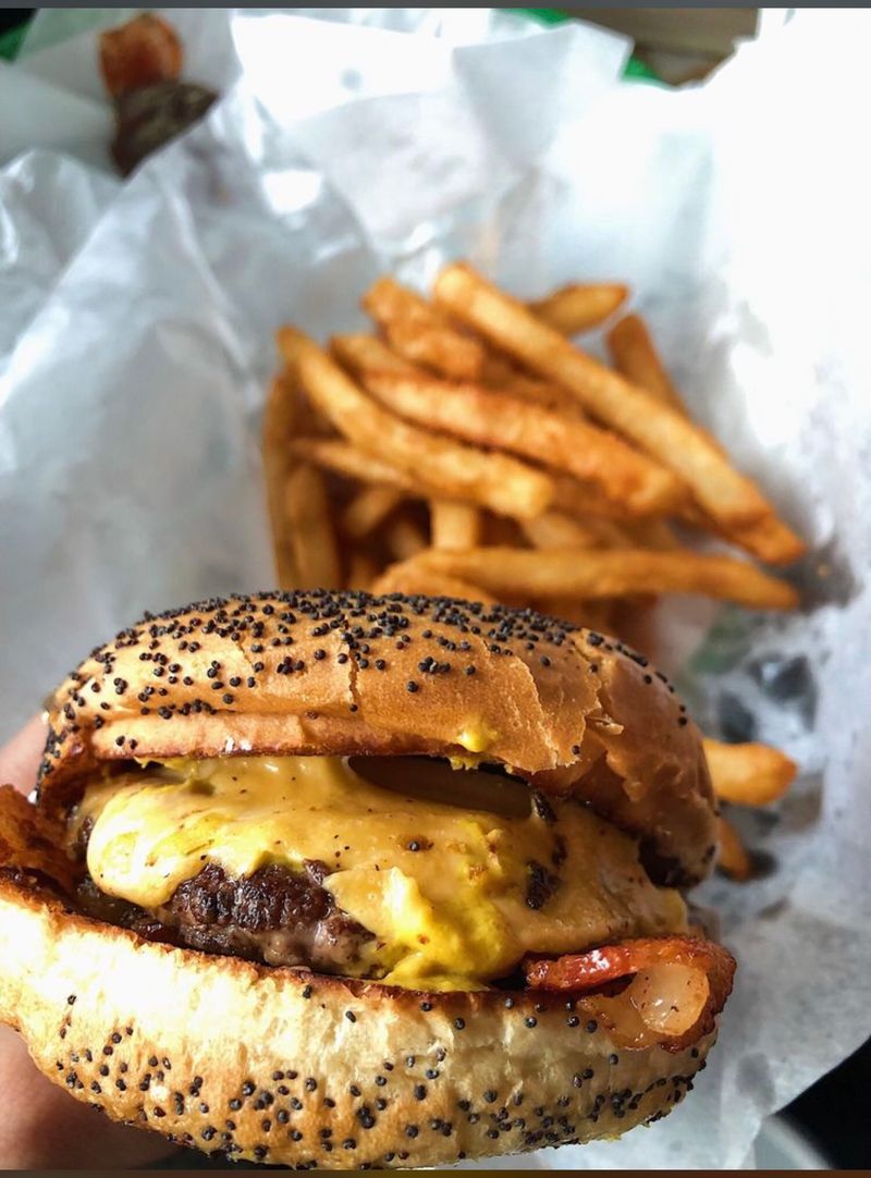 The Classic No. 5 Double-Cheeseburger Experience