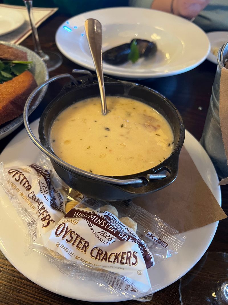 Clam Chowder, Farmhouse Style