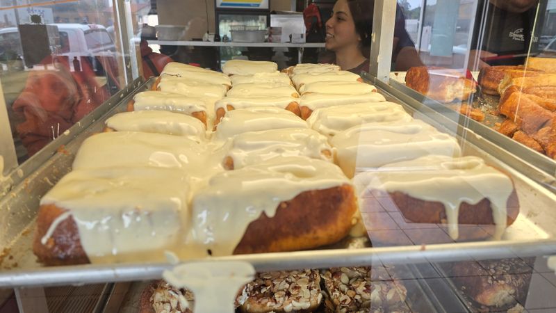 Cream cheese frosting and customization