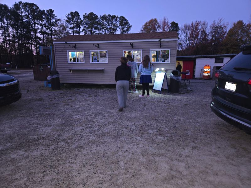 Concessions, food trucks, and the legendary popcorn