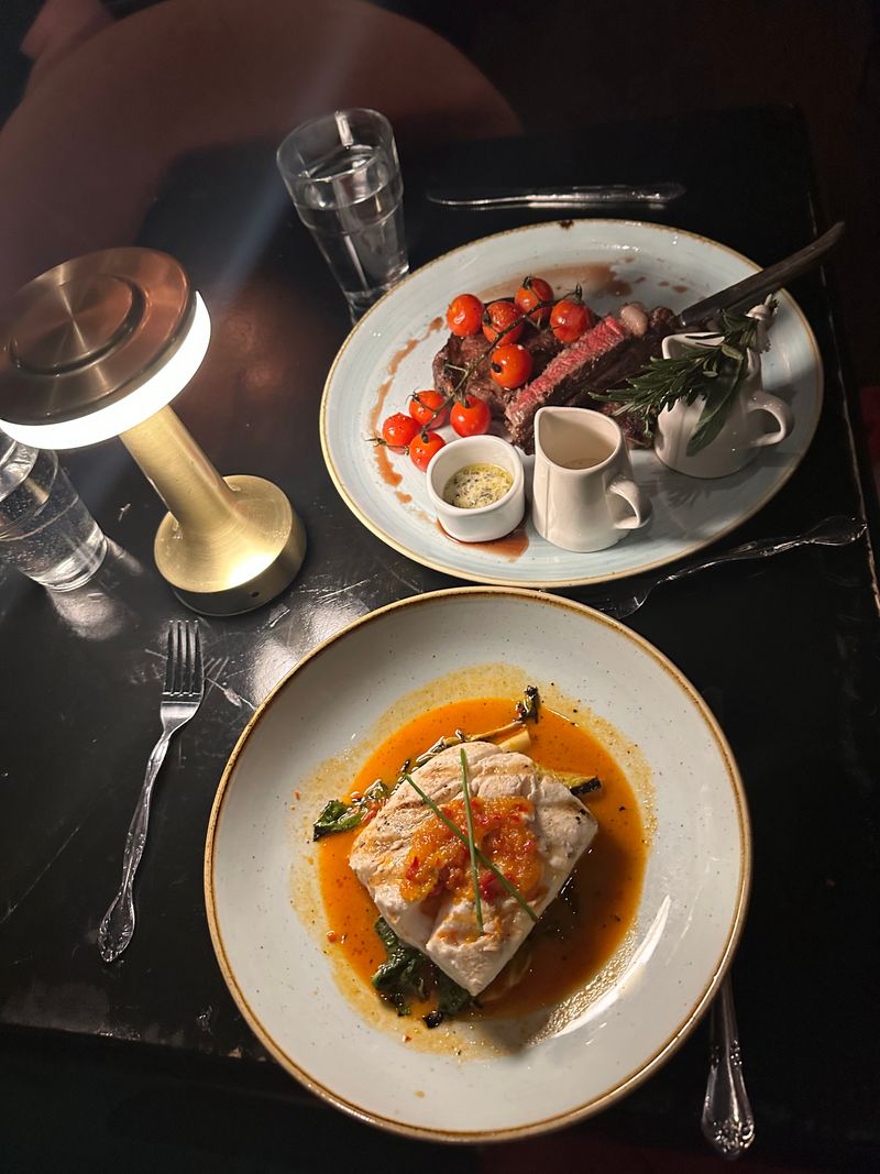 Dinner highlights: modern American comforts