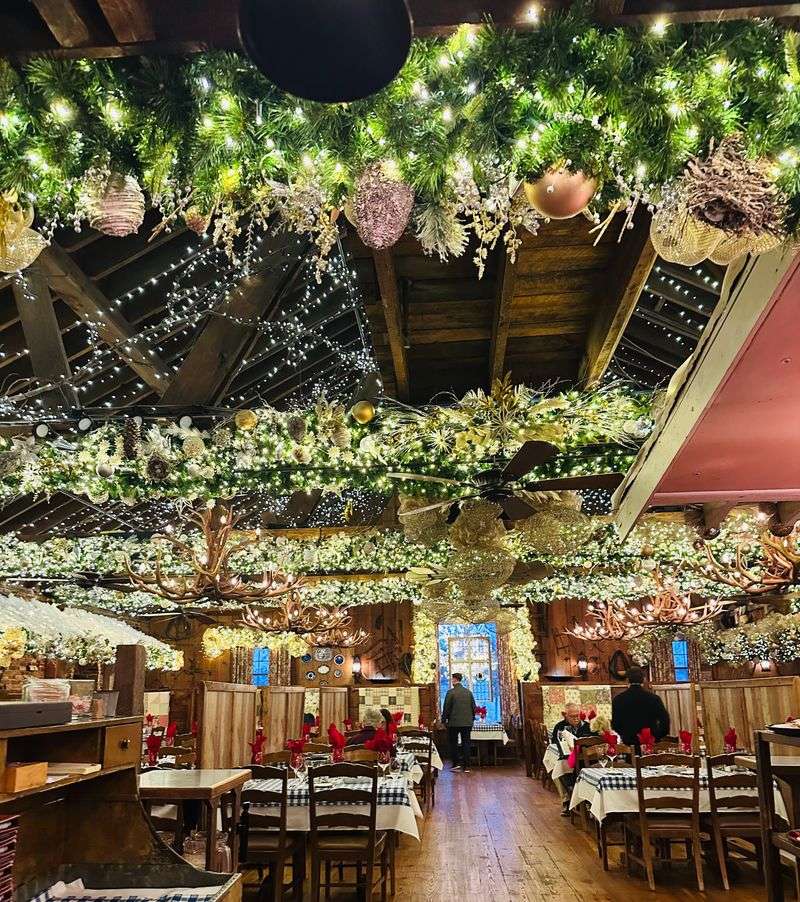 The Holiday Ambiance That Steals The Show