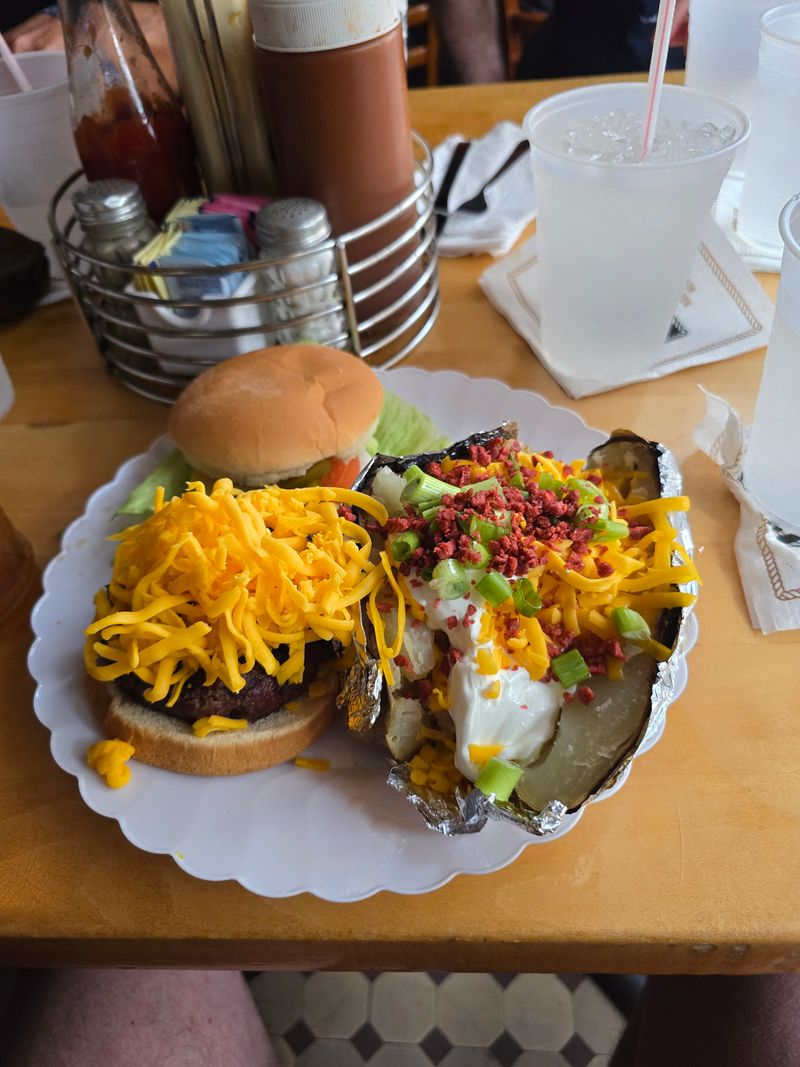 Why Port of Call Became a Burger Legend