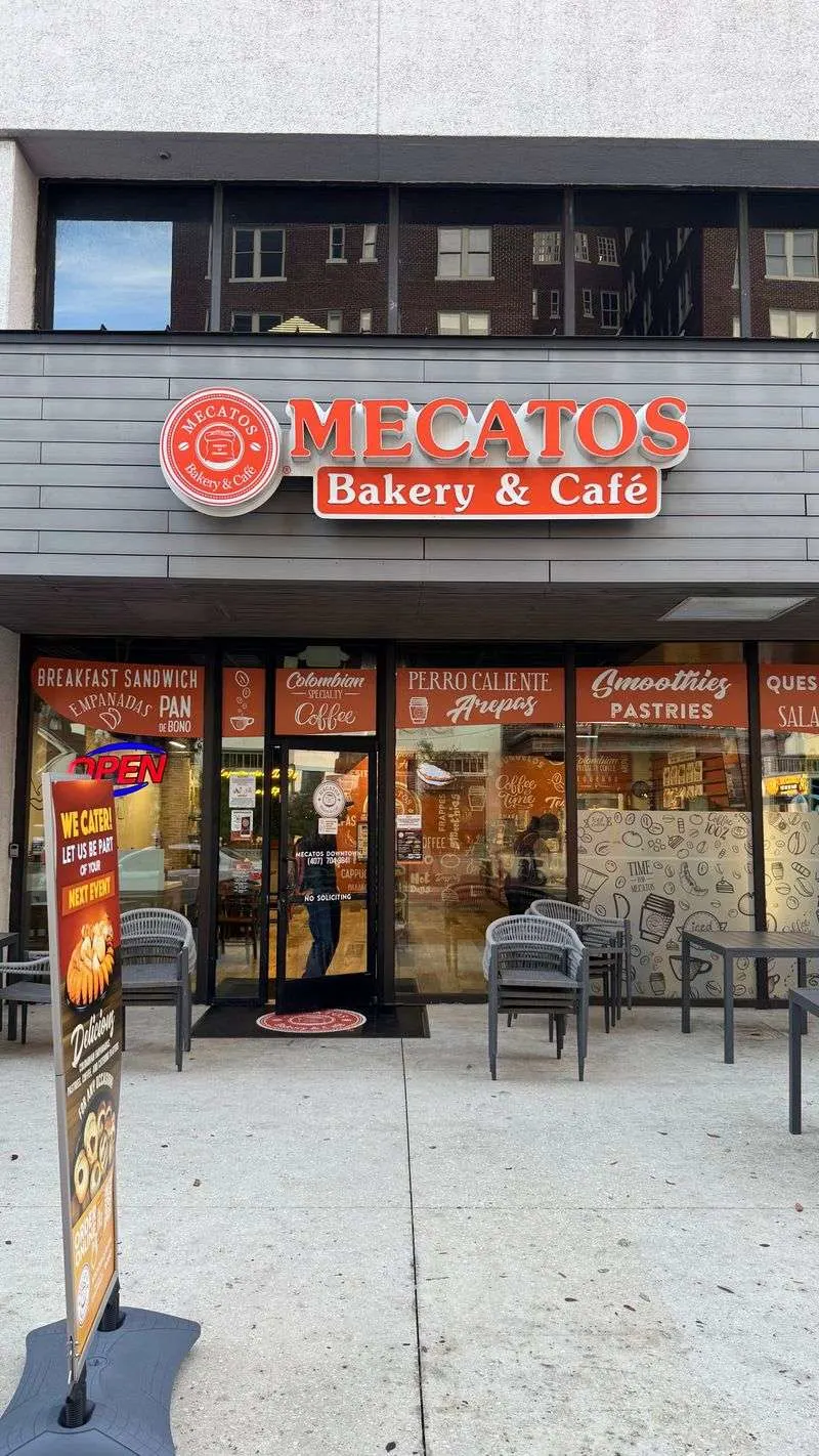 Morning Rush at Orange Ave