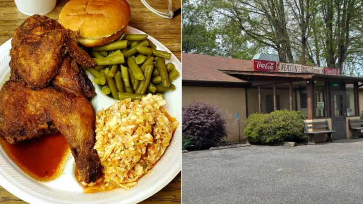 This old-school barbecue joint in North Carolina serves fried chicken so saucy it&rsquo;s worth the mess