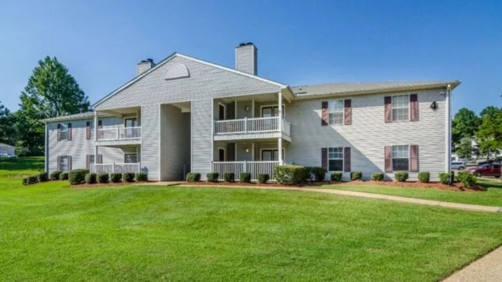 This slow-paced Mississippi town offers a comfortable lifestyle on a modest monthly budget