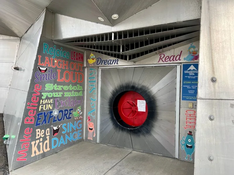 A spaceship storefront that invites adventure