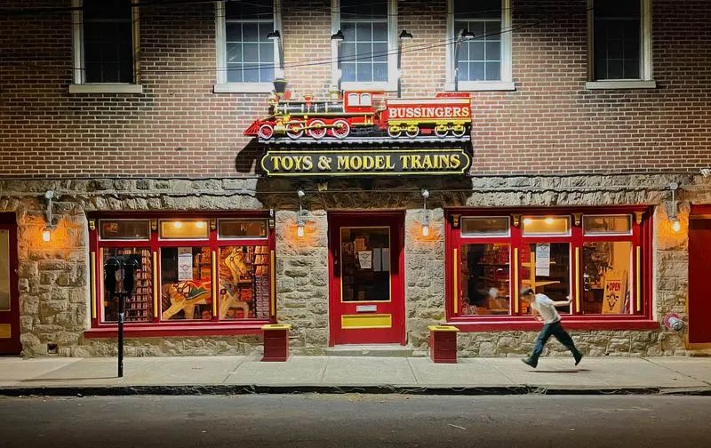 Bussingers Trains & TOYS &mdash; Ambler, PA
