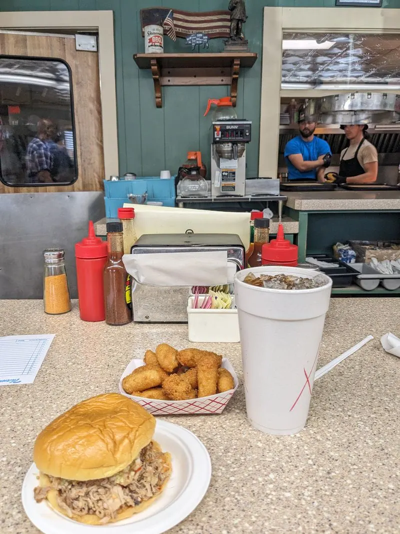 Sides, drinks, and the little things