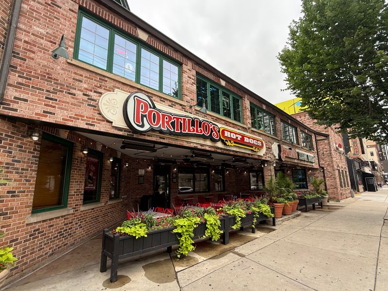 Portillo's & Barnelli's Chicago &mdash; Pop Culture Pick