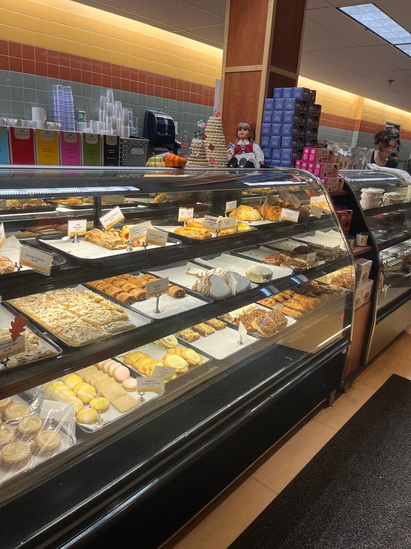 Taste of Scandinavia Bakery & Caf&eacute; &mdash; Bloomington, MN