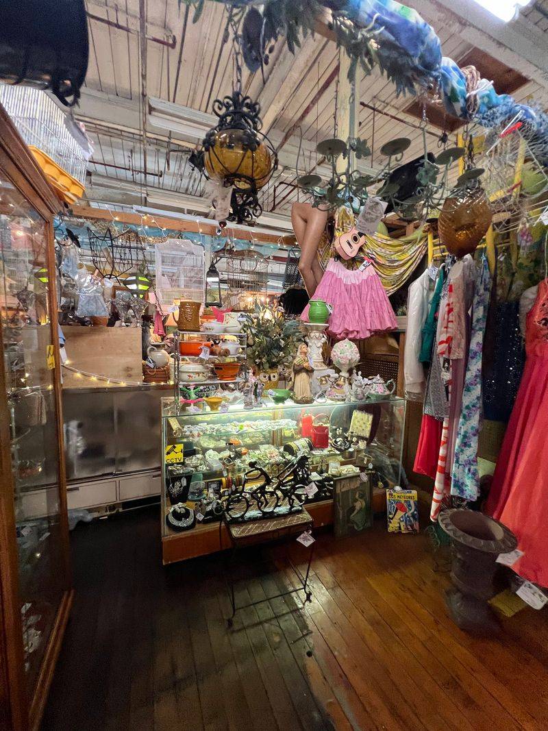 Atmospheric Ambiance