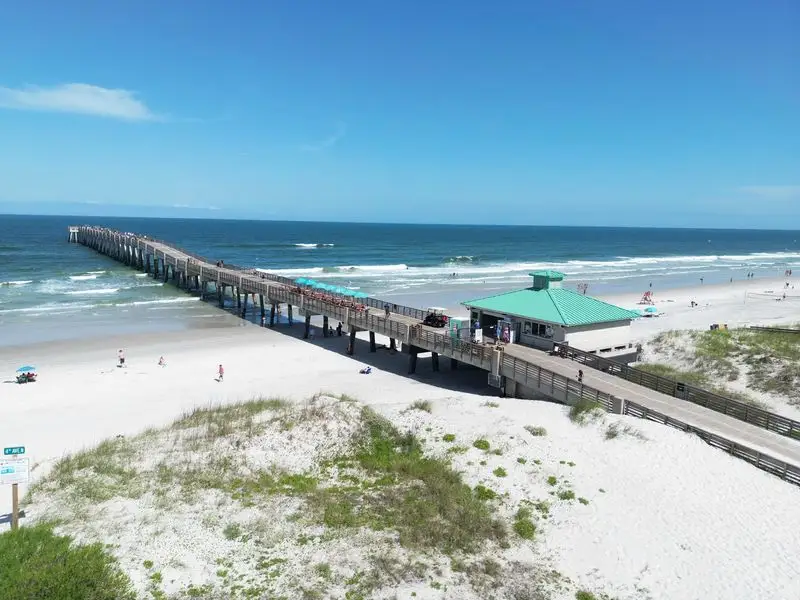 Jacksonville Beach Pier (Jacksonville Beach, FL)