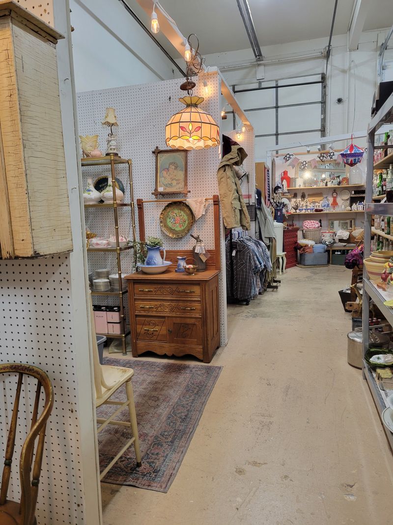 Furniture Finds From Farmhouse To Midcentury