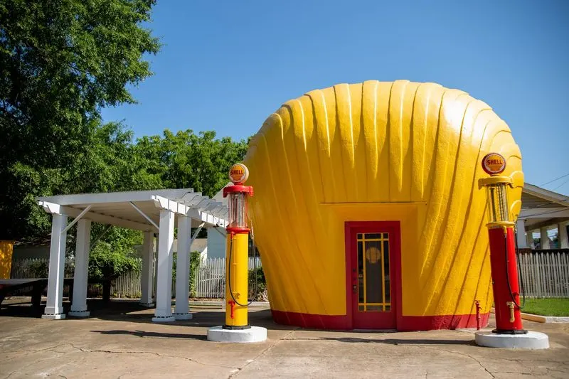 Shell Shaped Gas Station (Historic Shell Station)