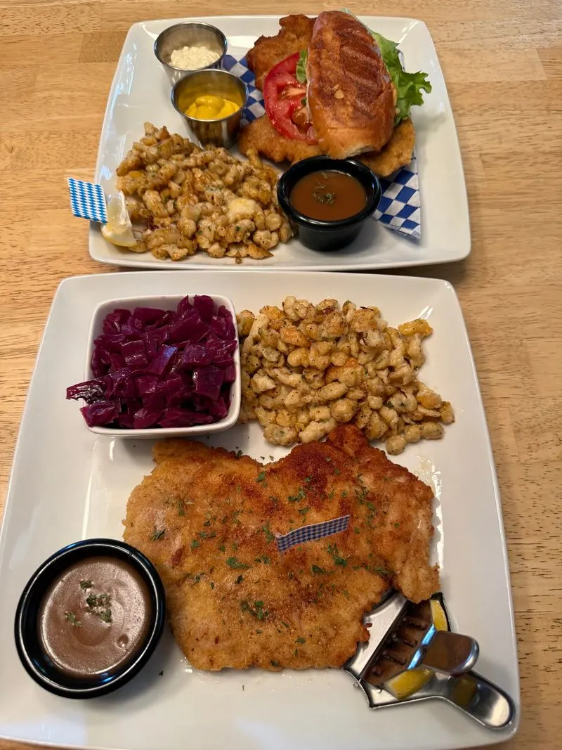 Tiny Schnitzel Haus