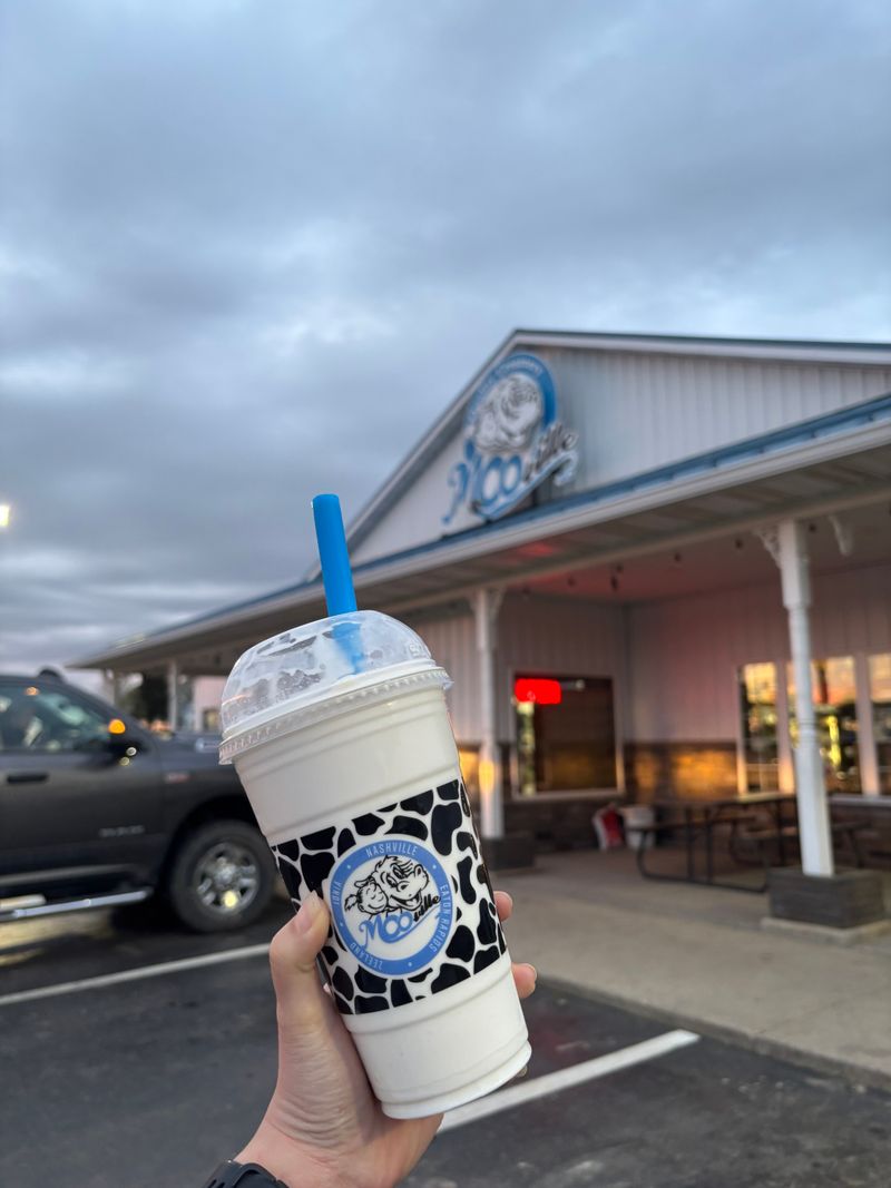 MOO-ville Creamery &mdash; Nashville, MI